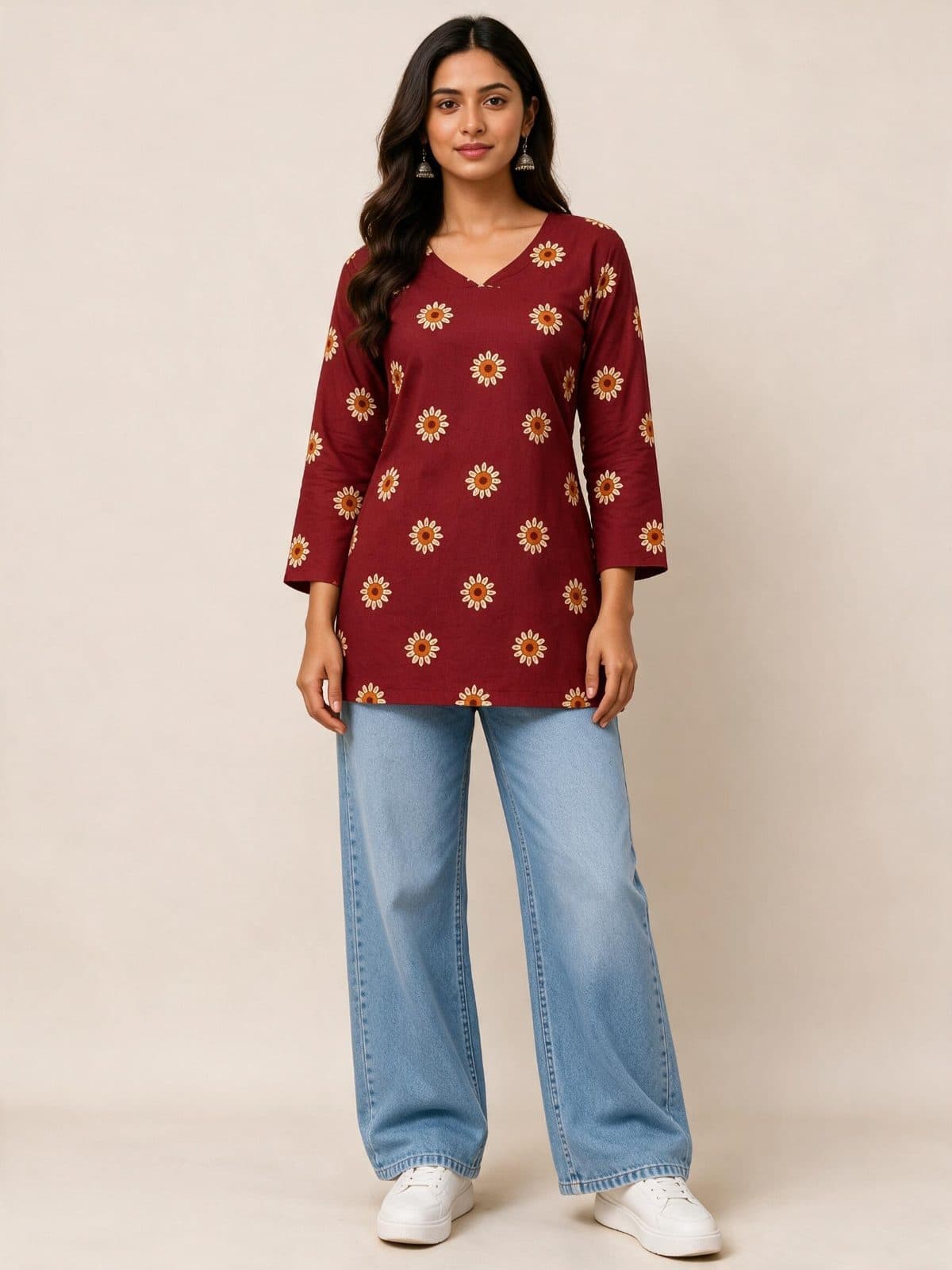 Floral Sunburst Print V-Neck Short Kurti