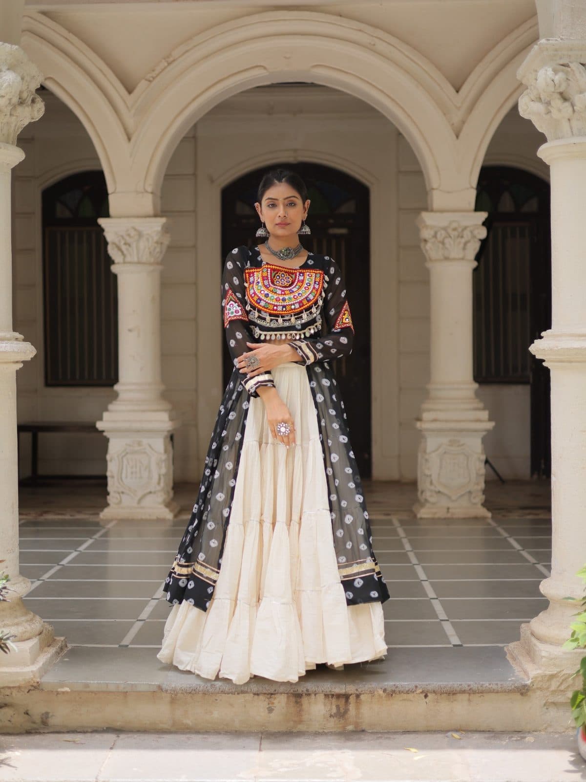 Bandhani Print Cape Set with Off-White Tiered Lehenga